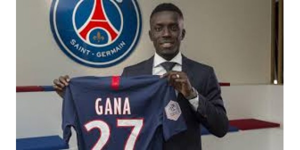 Gueye allekirjoitti Pariisin Saint-Germainin kanssa neljä vuotta